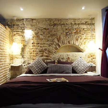 Makondo Hotel 3*