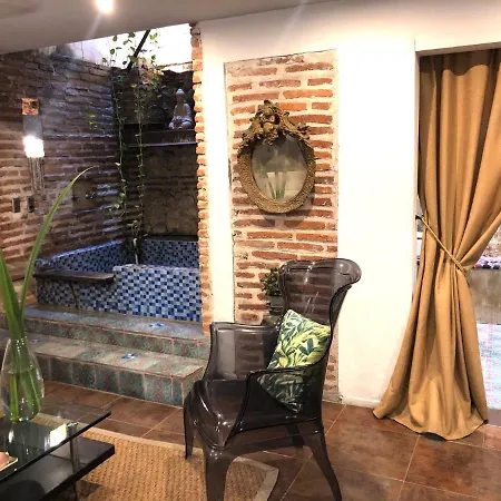 Makondo Hotel 3*