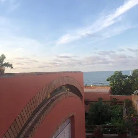 Makondo Hotel 3*